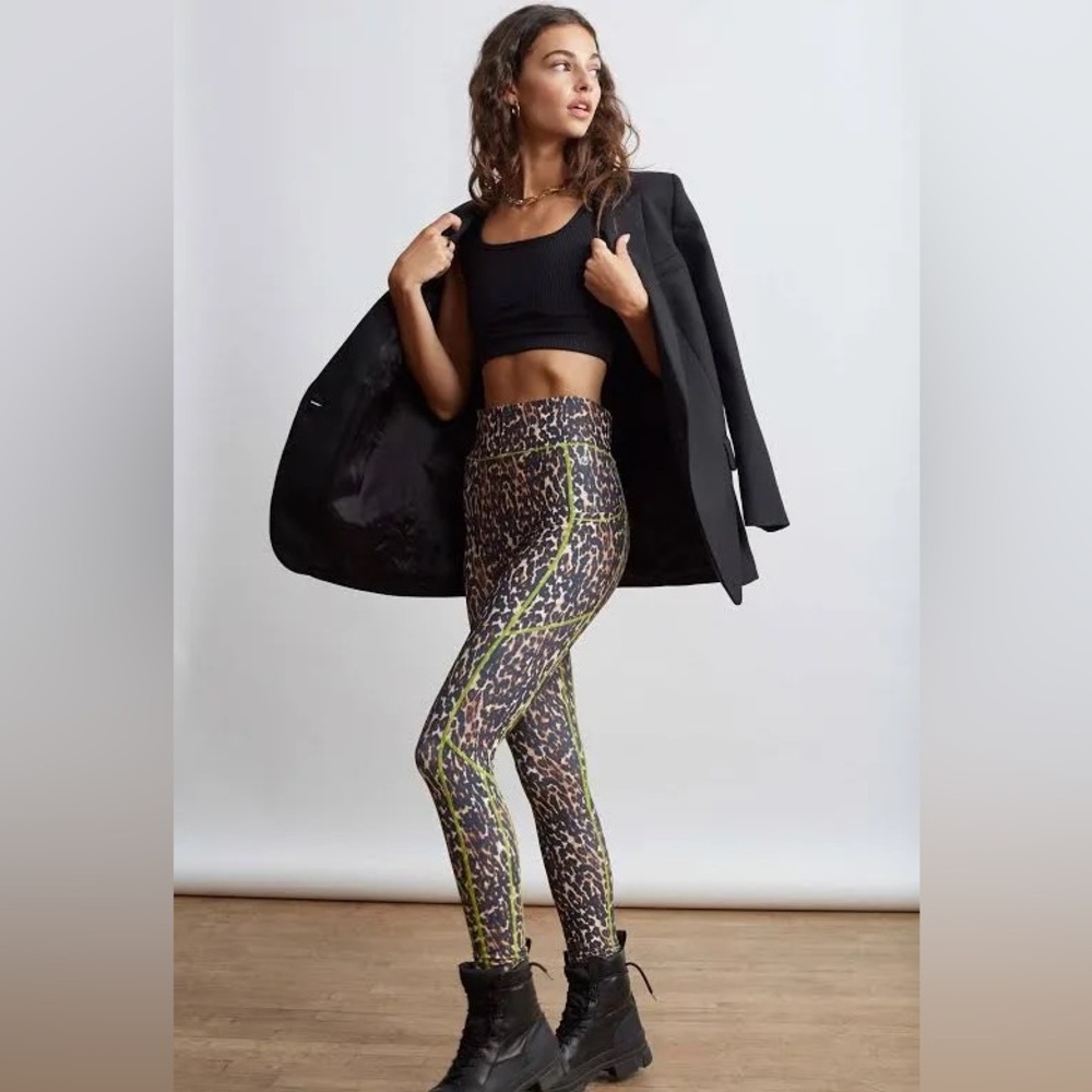 All Access Center Stage Pocket Legging Leopard Print size S